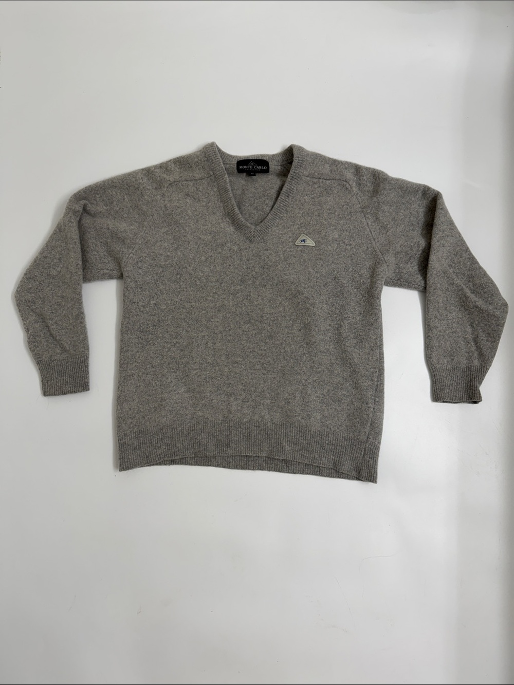 Monte Carlo Lambswool V-Neck Men’s Medium Soft Minimalist